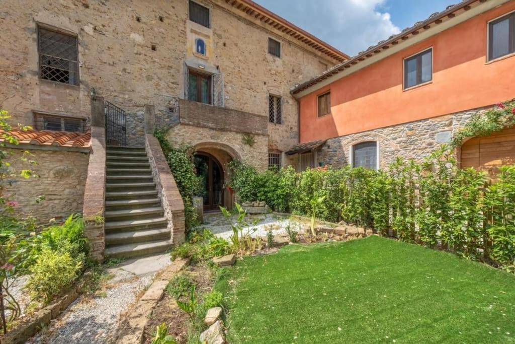Apartamento Uno Spazio Di Relax In Toscana Buti Exterior foto